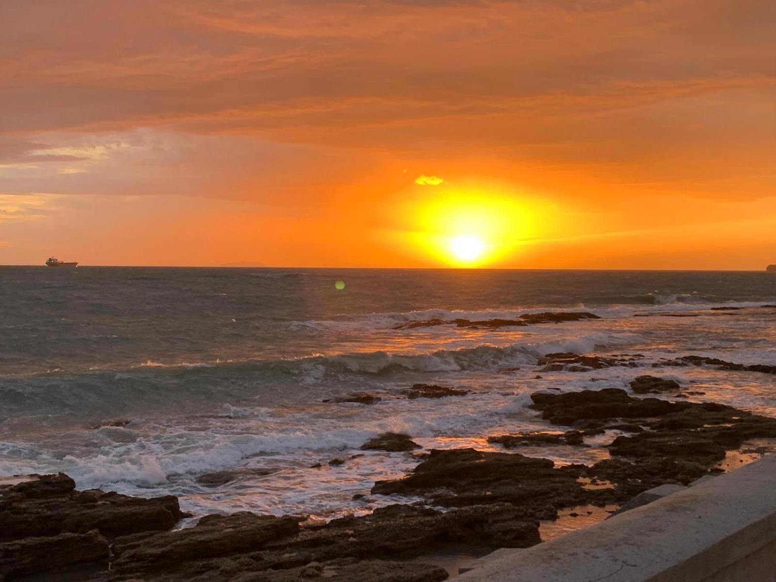 Enjoy Toscana ! Livorno Bagian luar foto