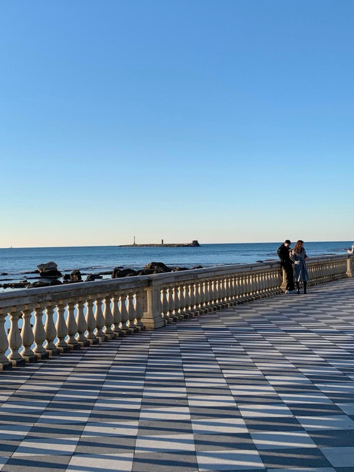 Enjoy Toscana ! Livorno Bagian luar foto