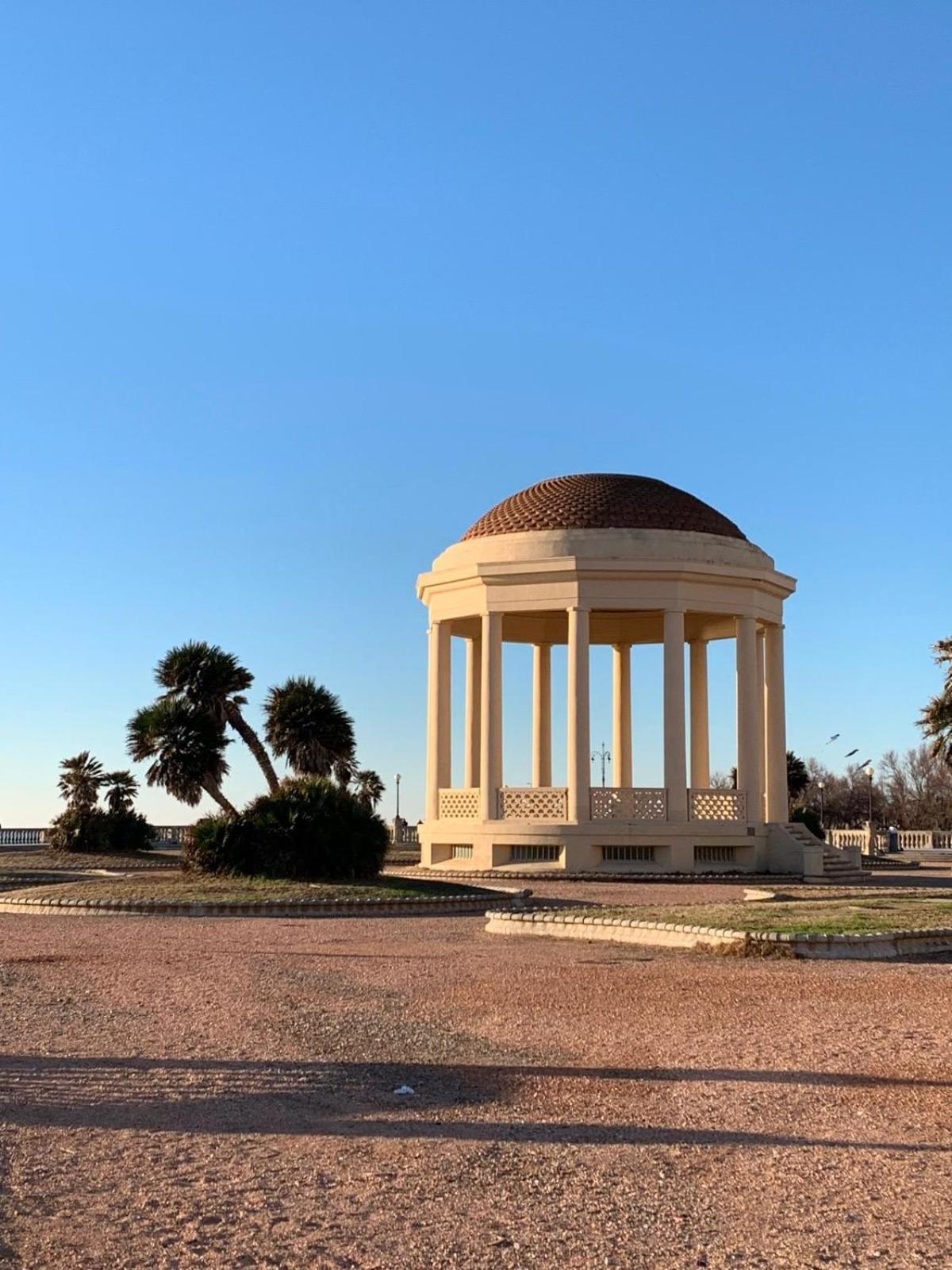 Enjoy Toscana ! Livorno Bagian luar foto