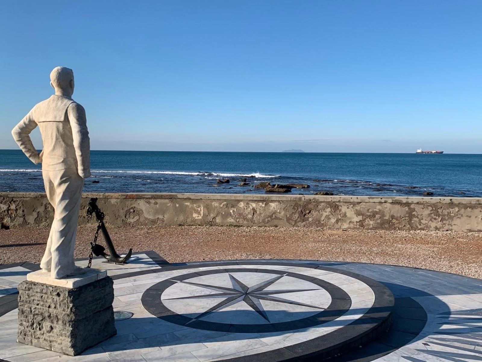Enjoy Toscana ! Livorno Bagian luar foto